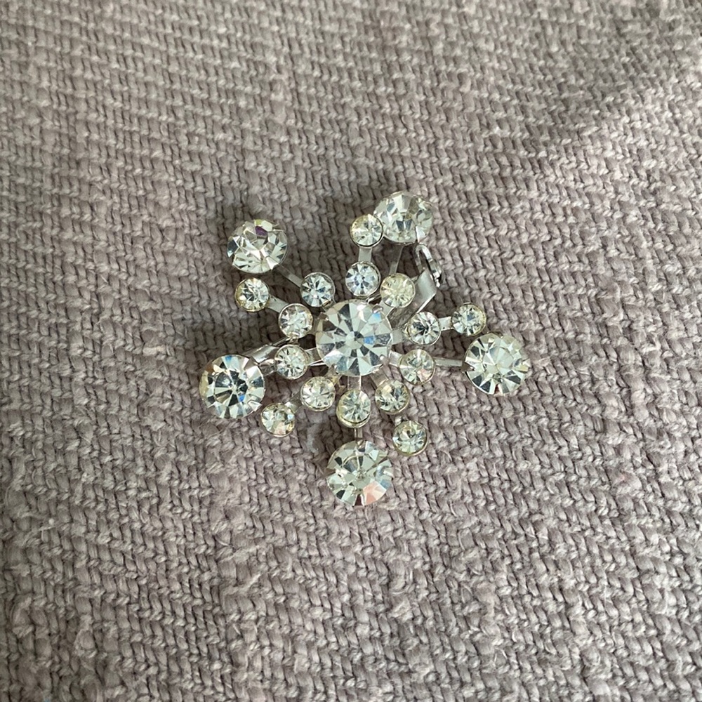 Vintage Silver Rhinestone Coro Signed Starburst Brooch Pin
